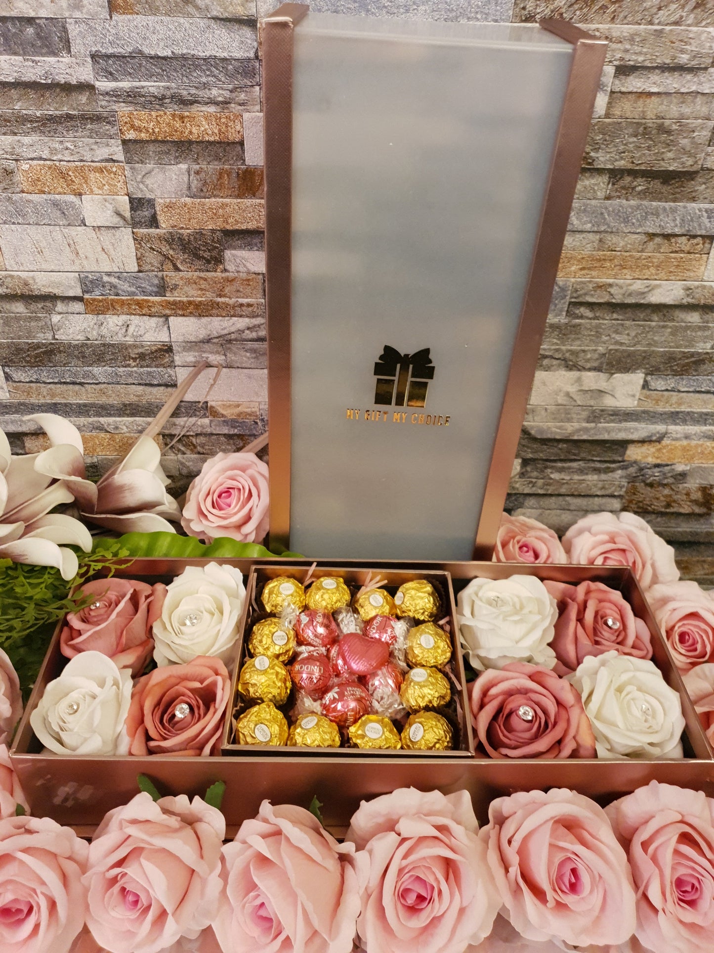 Gold Rose Gift Box