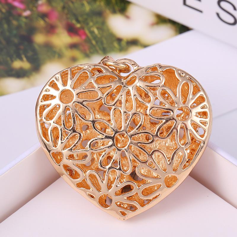 Luxury Red Rose Heart Shaped Keychain