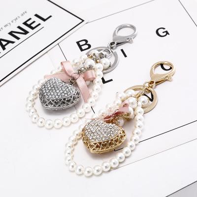 Luxury Silver Heart With Pearls Keychain