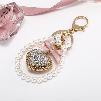 Luxury Silver Heart With Pearls Keychain