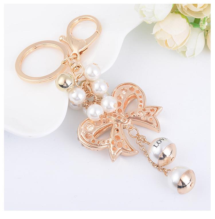 Luxury Bow Keychain With Pearls